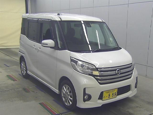 80018 NISSAN DAYZ ROOX B21A 2015 г. (Honda Kansai)